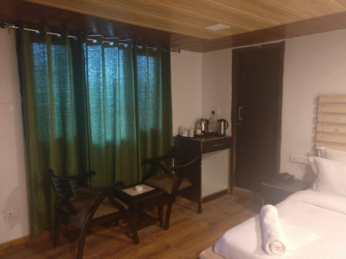 Nainital Adventure Park & Resort ภายนอก รูปภาพ